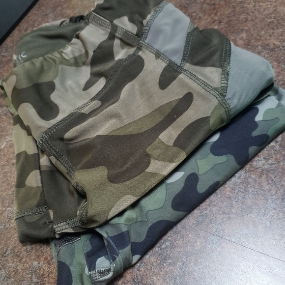 Camouflage Yoga Pants - Picture 2 of 6